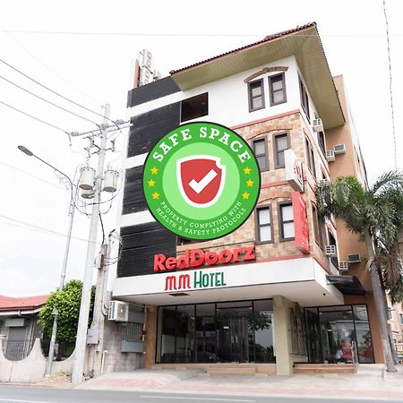 RedDoorz Plus near Bamboo Organ Las Piñas Manila Exterior foto