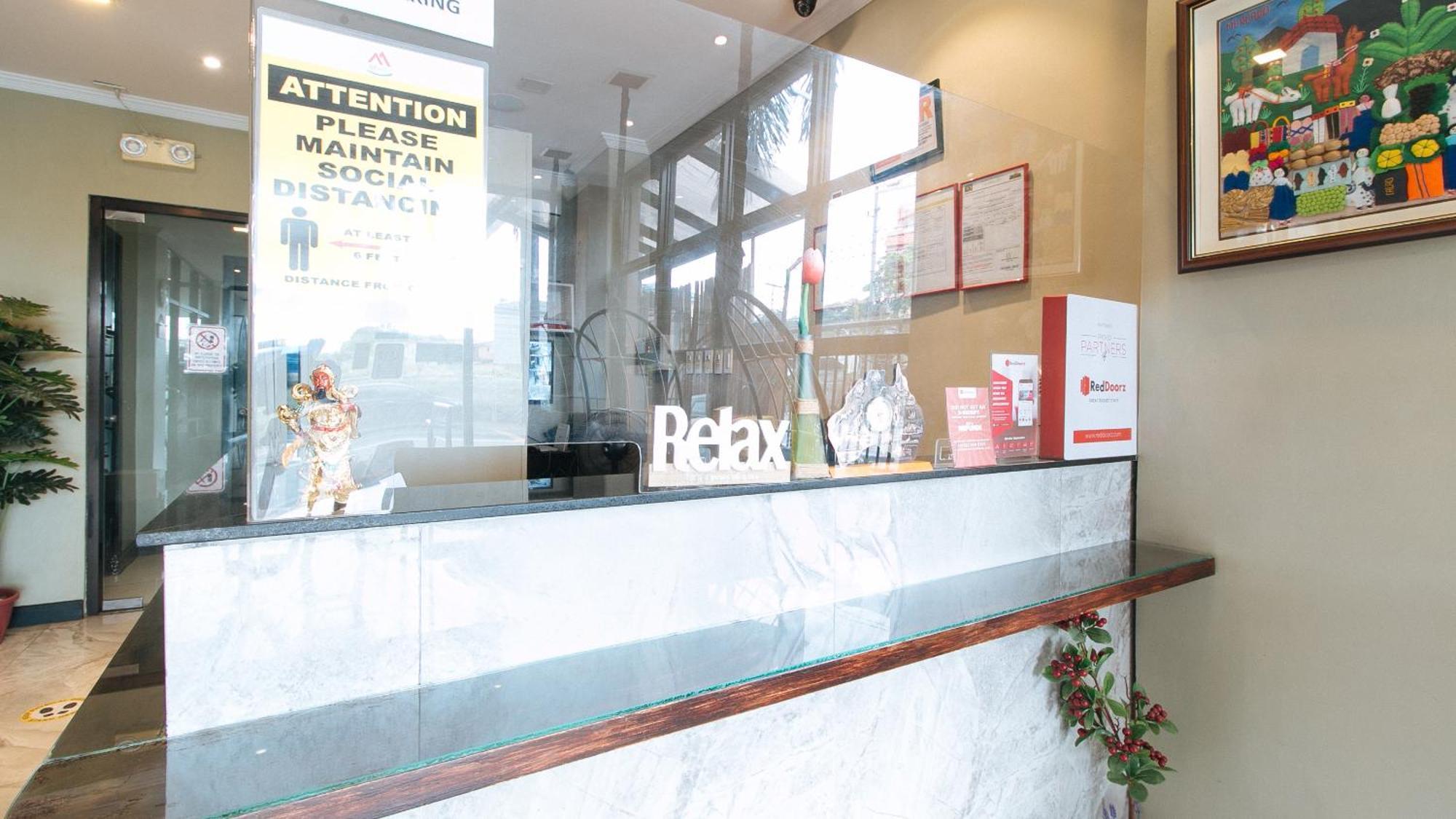 RedDoorz Plus near Bamboo Organ Las Piñas Exterior foto